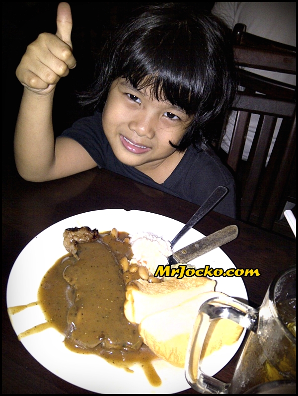 Steak Terbaik Murah di HR Steak House Kampung Baru