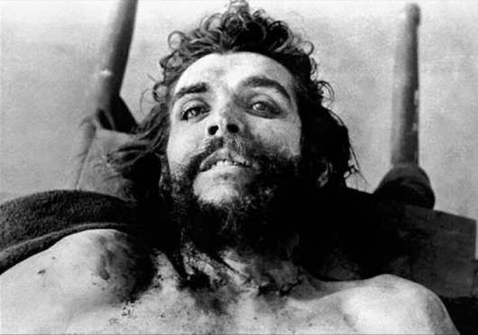 1.-Che+Guevara+Muerto.jpg