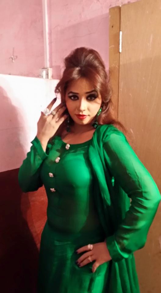Boobs mujra Nude Photos 35 Boobs mujra Nude Photos 32