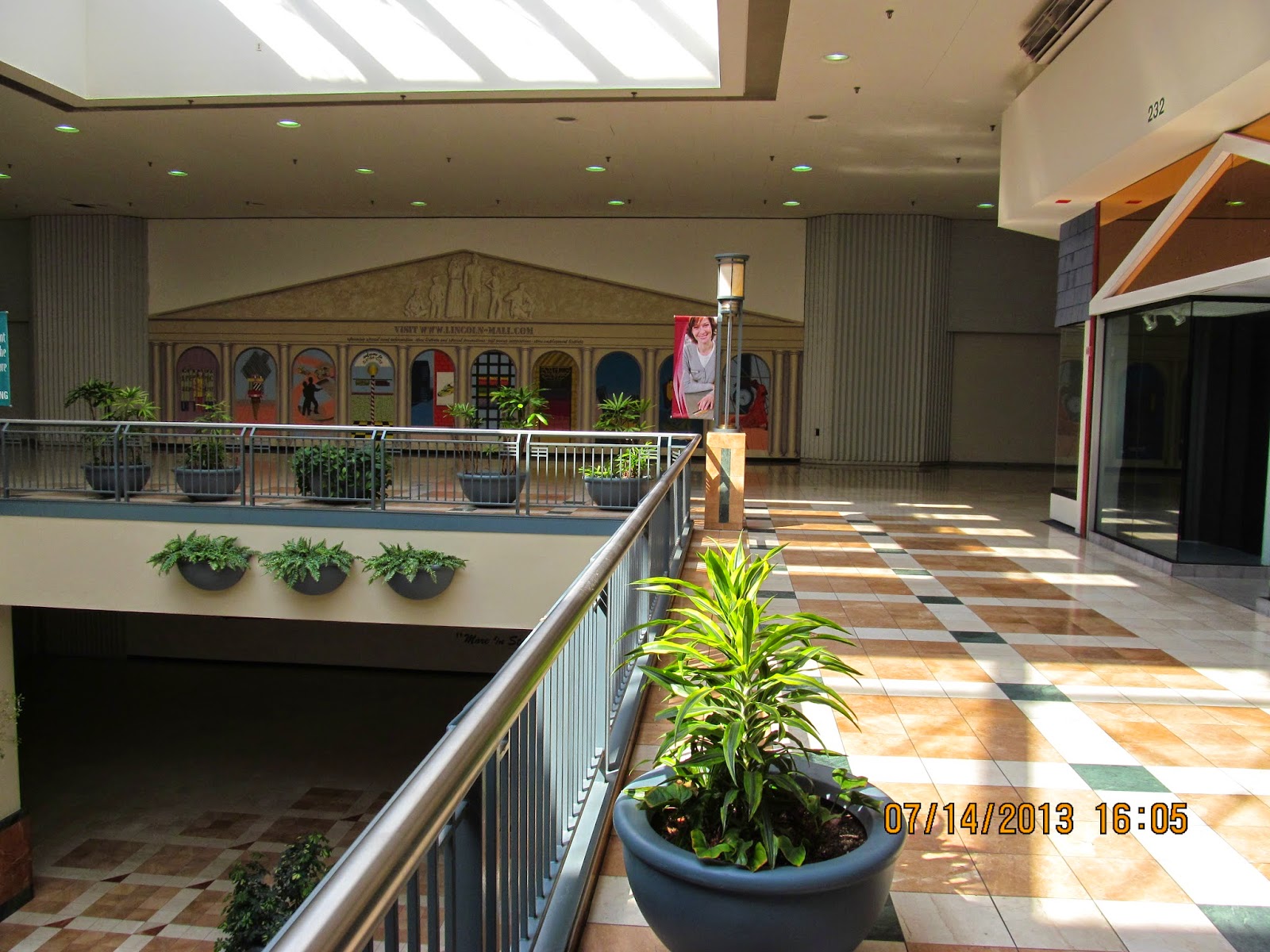 Trip to the Mall Lincoln Mall ( Matteson, IL)