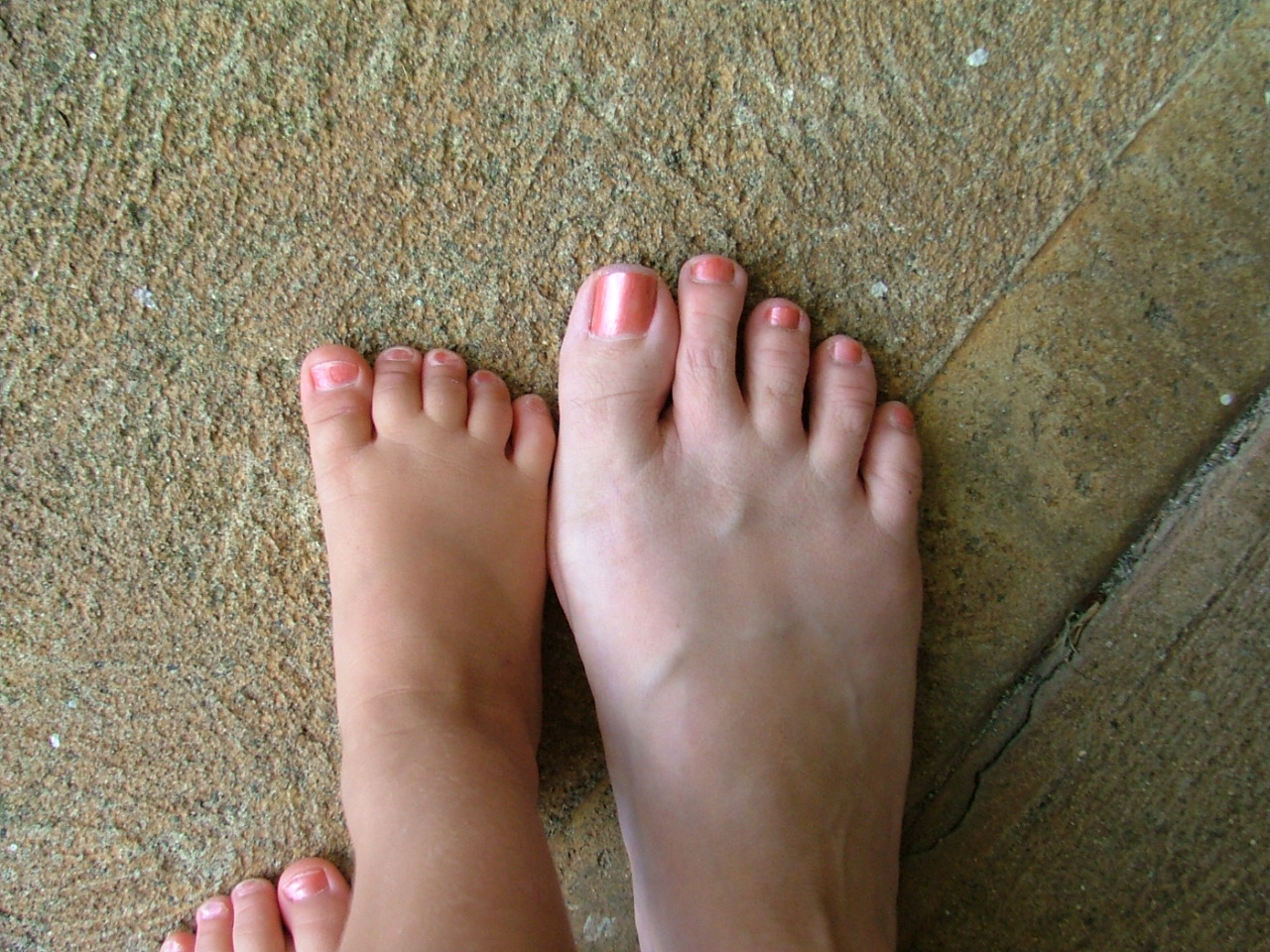 Life with the Wood Family! painted toes