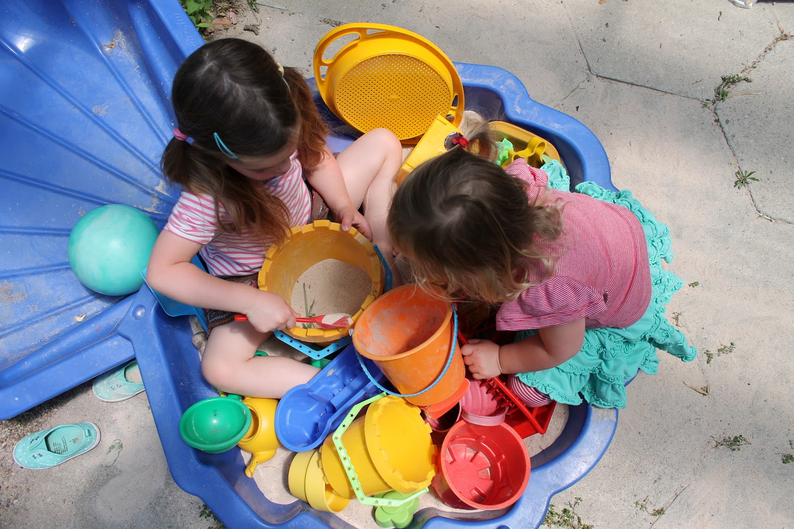 living, loving, laughing... Sandpit BakeOff