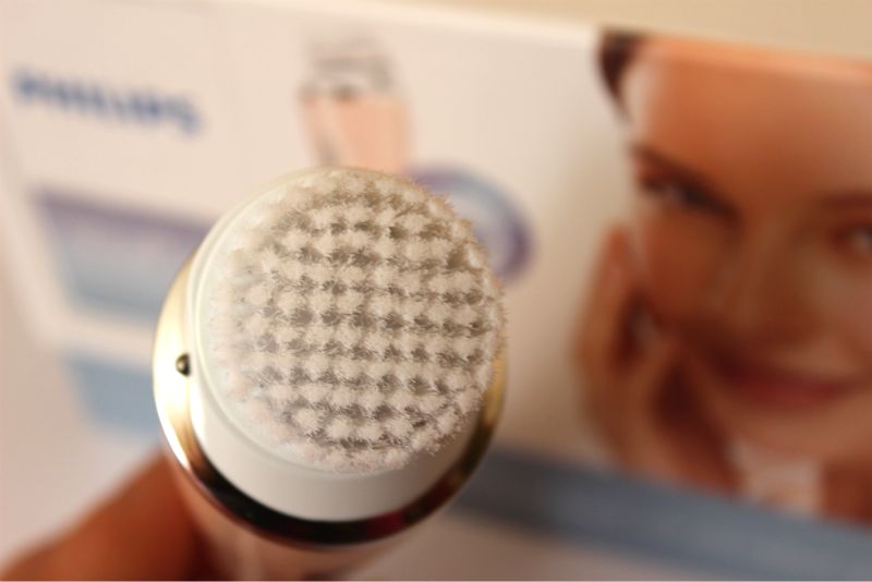 Philips VisaPure Facial Cleansing Brush Review The Sunday Girl