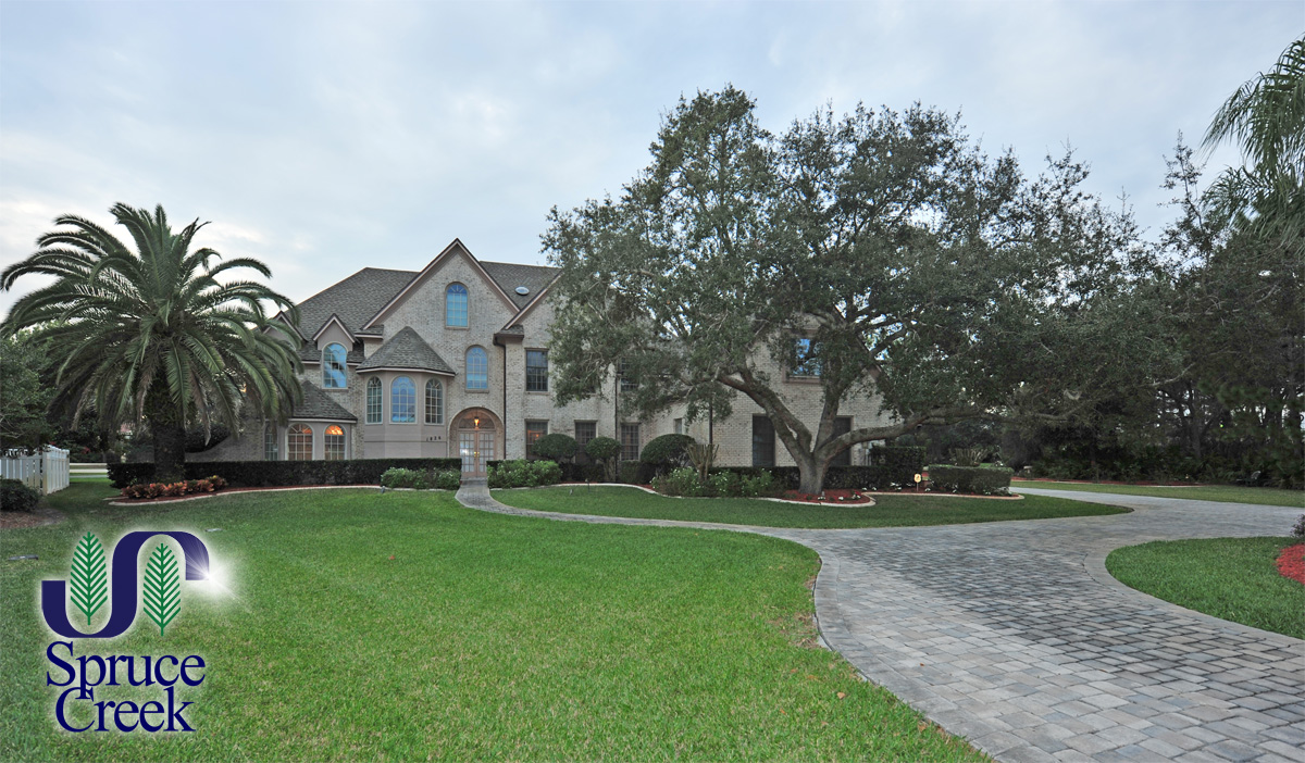 Spruce Creek FlyIn Landmark Hangar Home Opportunity