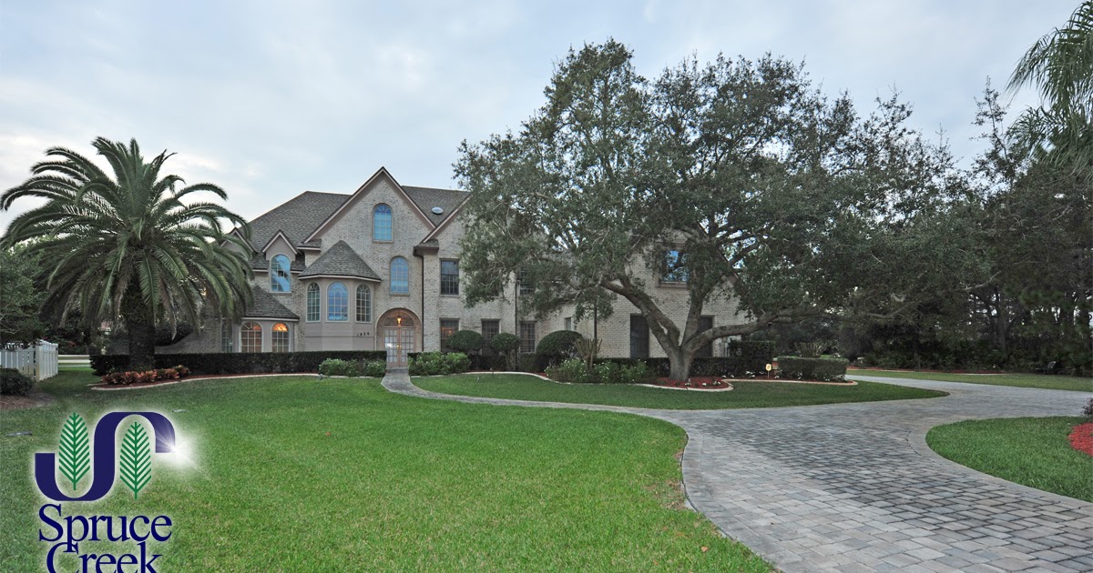 Spruce Creek FlyIn Landmark Hangar Home Opportunity