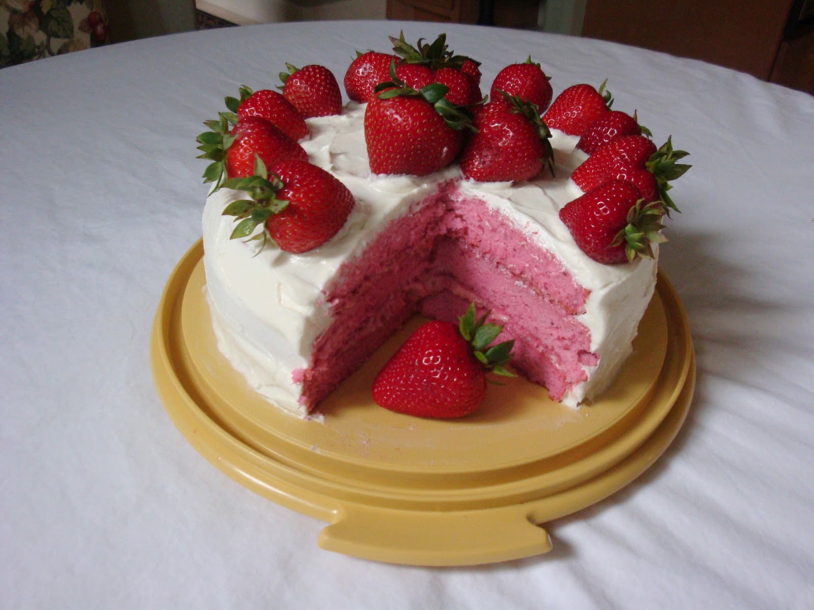 Strawberry+Cake.JPG
