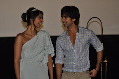 Sonam Kapoor and Shahid Kapoor real life pics | stills | photos gallery release images