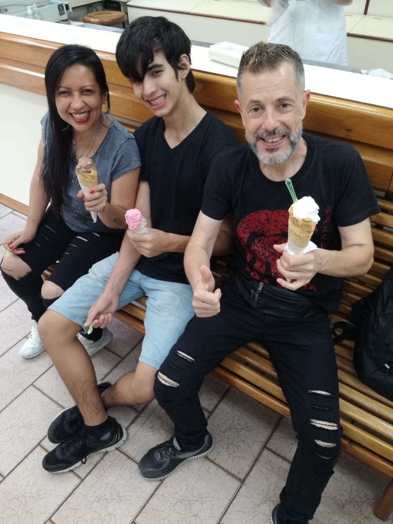 heladito en familia