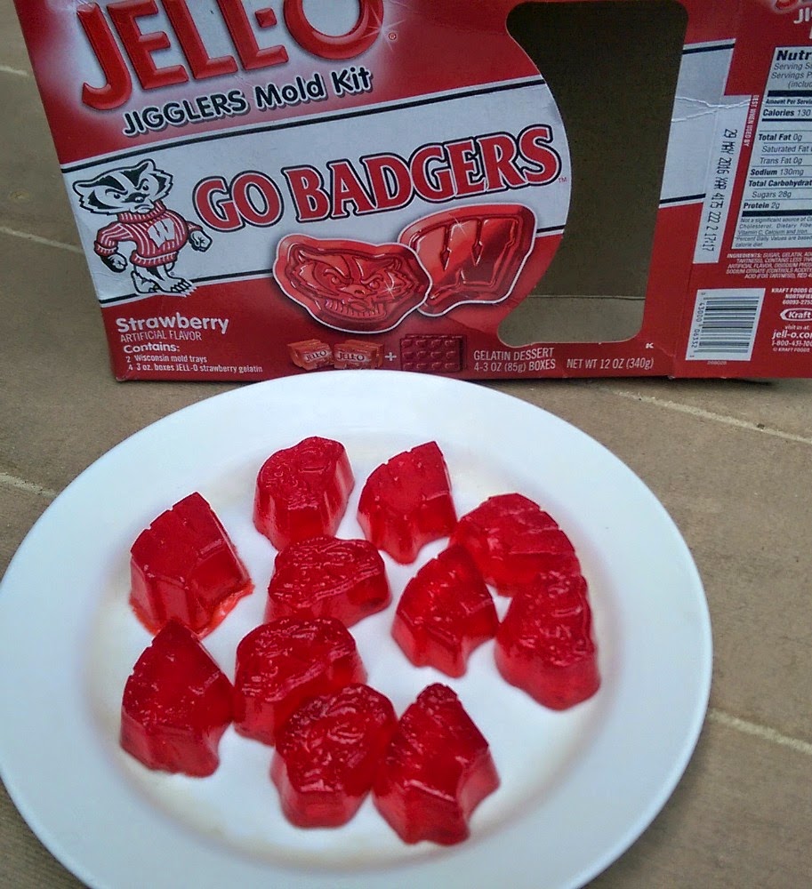 Tailgating Recipes Go Badgers Vanilla Pudding and Strawberry JellO