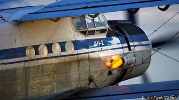 الطائرة التي تطير إلى الخلف .. قصة أغرب طائرة في العالم 150420153023_the_plane_that_can_fly_backwards_512x288_dmitryterekhov.flickr