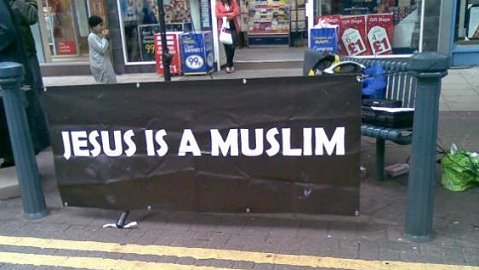 jesus-is-a-muslim-banner.jpg