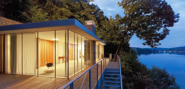 Arsitektur Rumah Asri di Tepi Danau | Desain Rumah Modern Minimalis