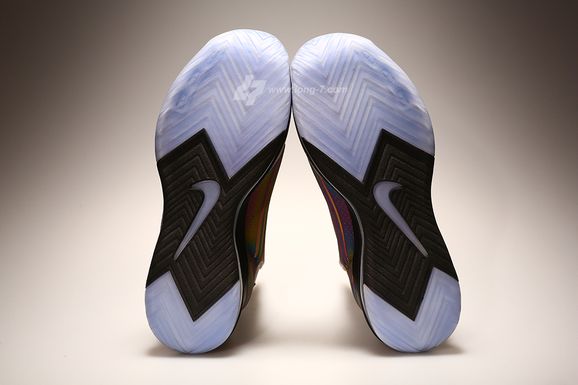 nike zoom hyperflight max hologram