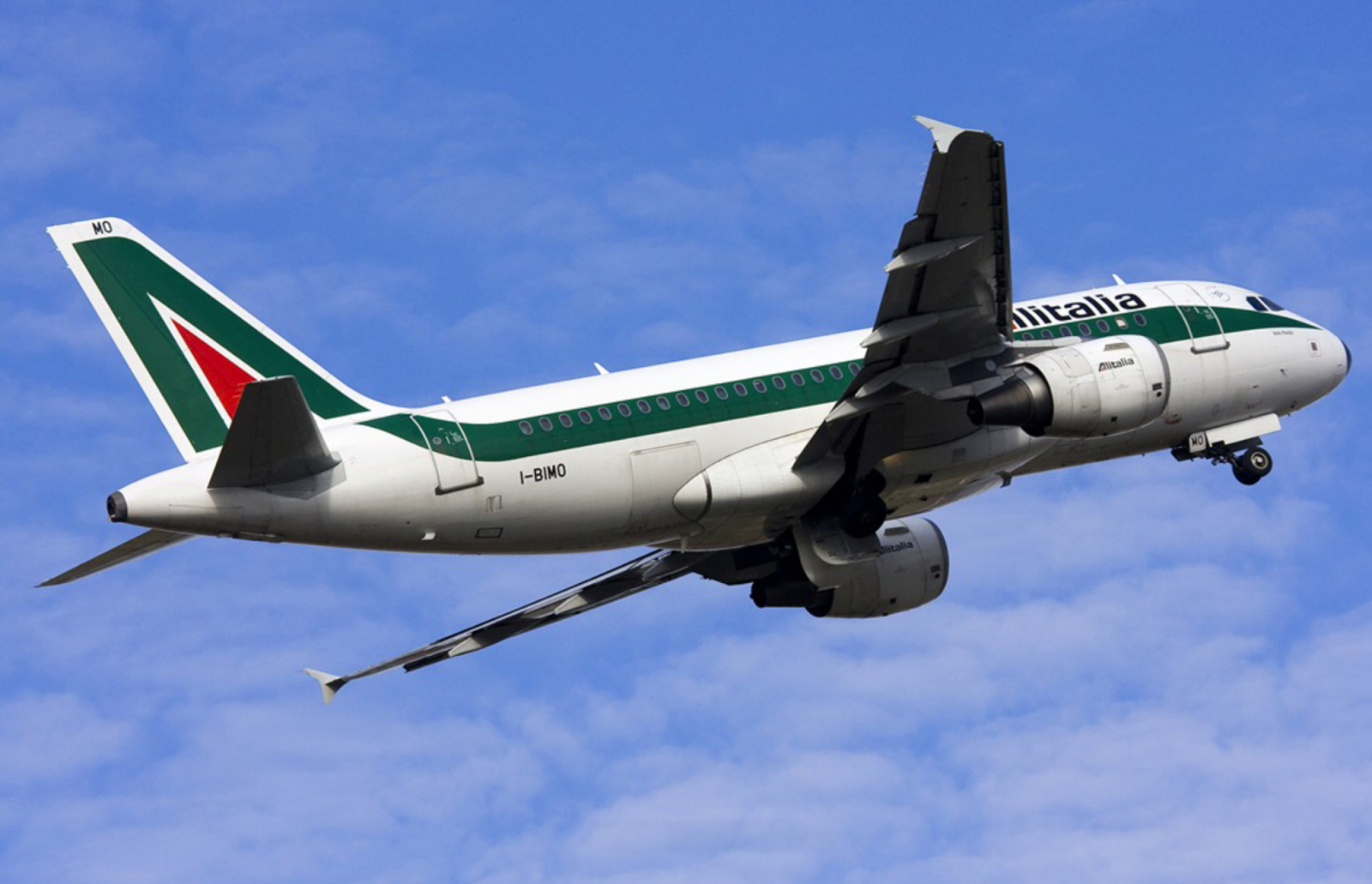 http://www.aviationairroutes.net/images/recensioni/Alitalia%202%202012/3h.jpg