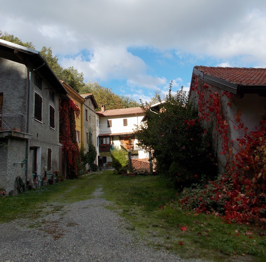 Val Grue e dintorni Da Garbagna al monte San Vito