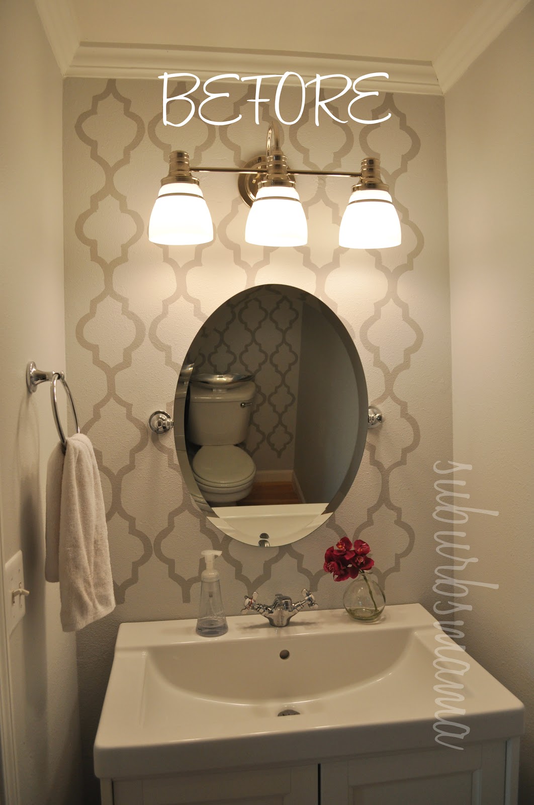 Suburbs Mama: I painted the half bathAGAIN! Suburbs Mama: I painted the half bathAGAIN!
