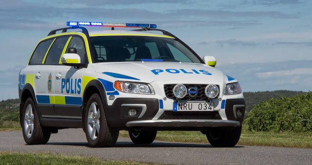 Volvo XC70 Police car liveried by the Swedish police