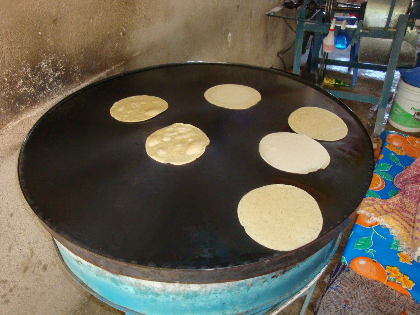 OXTOTITLAN Tortillas de maíz hechas a mano en Oxtotitlán Guerrero