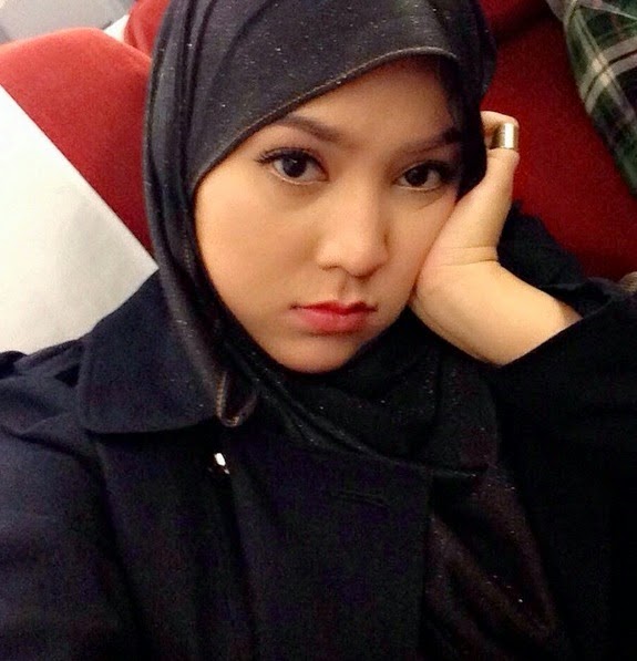 Shila Amzah Dikritik Mengenakan Fesyen Terlampau Ketat Di Konsert Shanghai