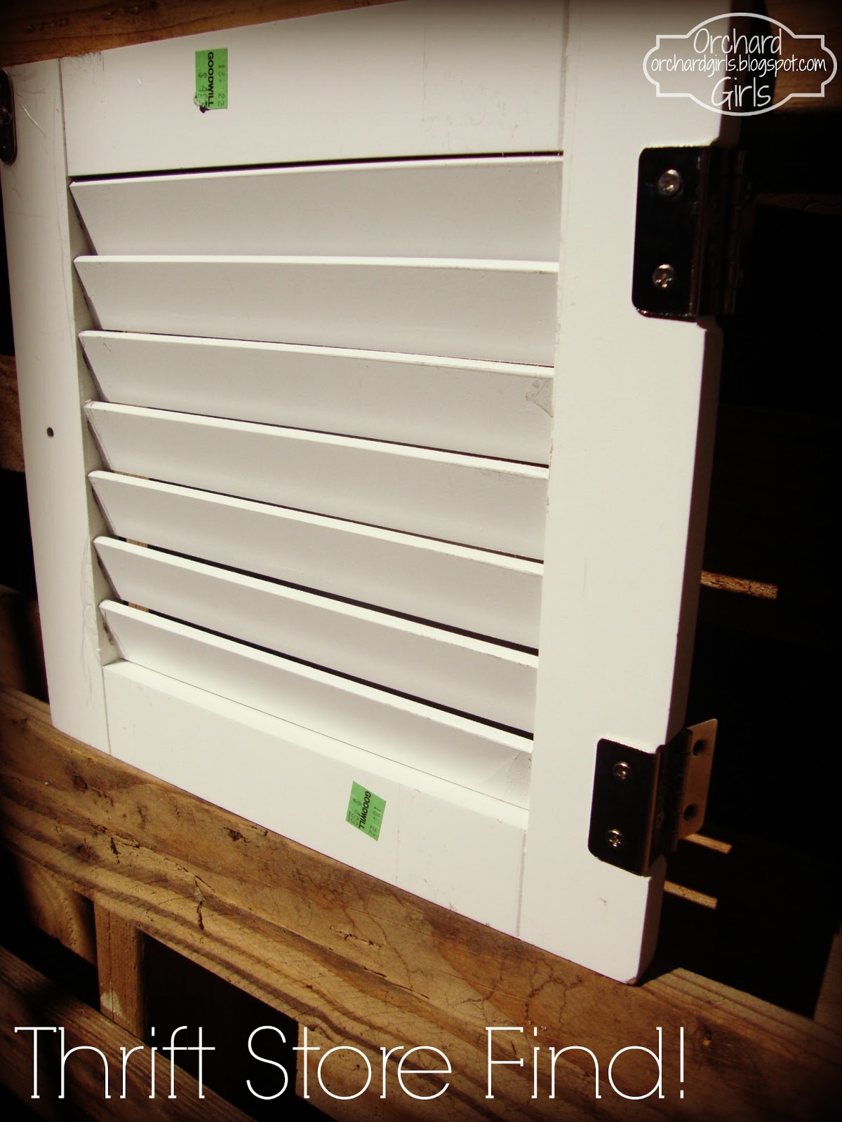 Orchard Girls Thrifty Thursday Window Shutter Mail Holder