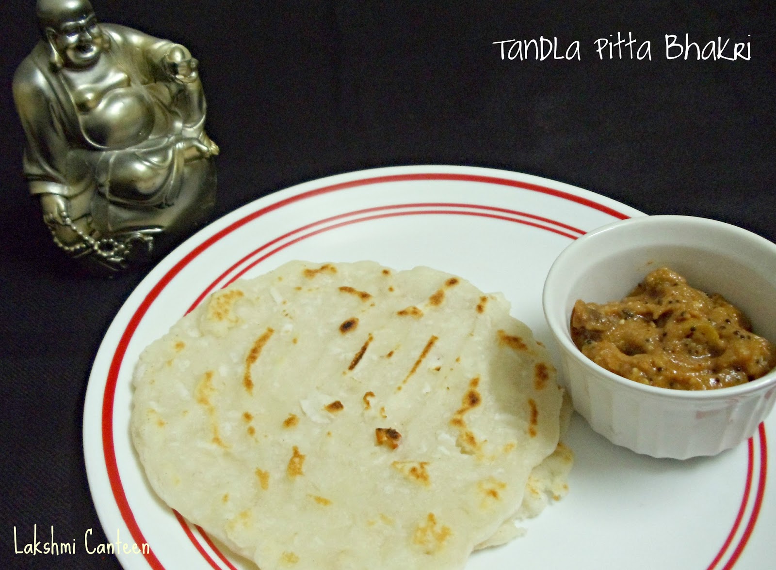 Lakshmi Canteen Tandla Pitta Bhakri (Rice Flour Flat Bread)