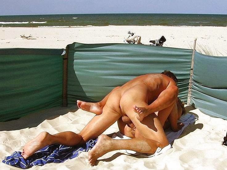 Naked beach sex