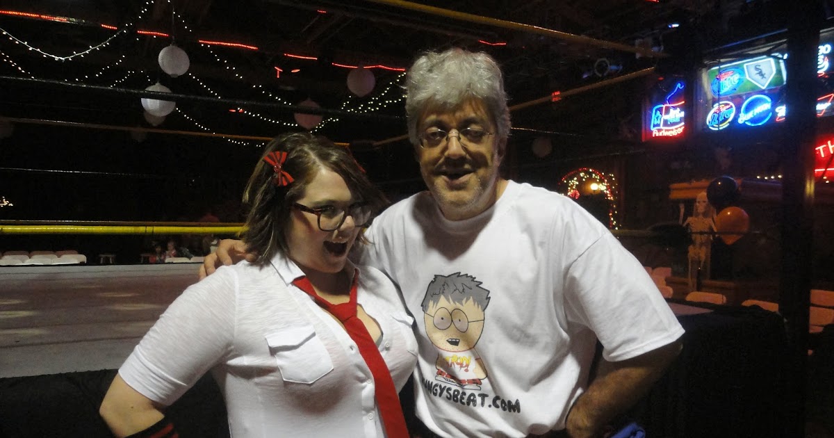 mickie knuckles
