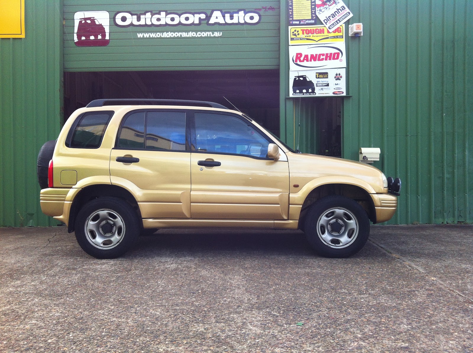 Outdoor Auto Grand Vitara 2 inch Suspension Lift