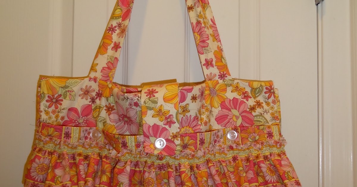 Sew Fabulously Pink! Temple (garment) Bag Tutorial