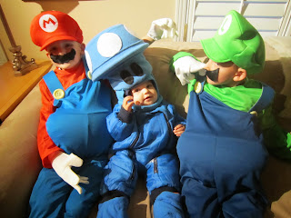 http://littletownhomelove.blogspot.ca/2014/10/homemade-halloween.html
