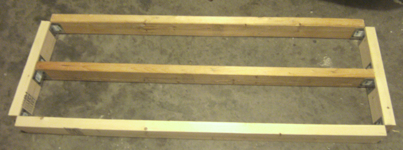 Simply Mommy Head & Footboard Bench Tutorial