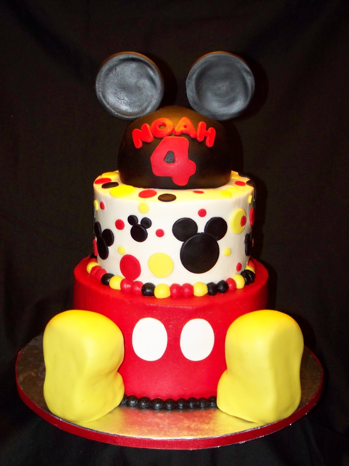 Cakes by Kristen H.: Mickey Mouse Cake