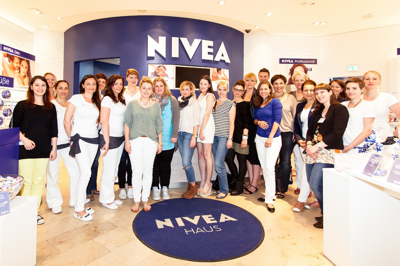 Essence Event 2014 In Hamburg Beauty Palmira