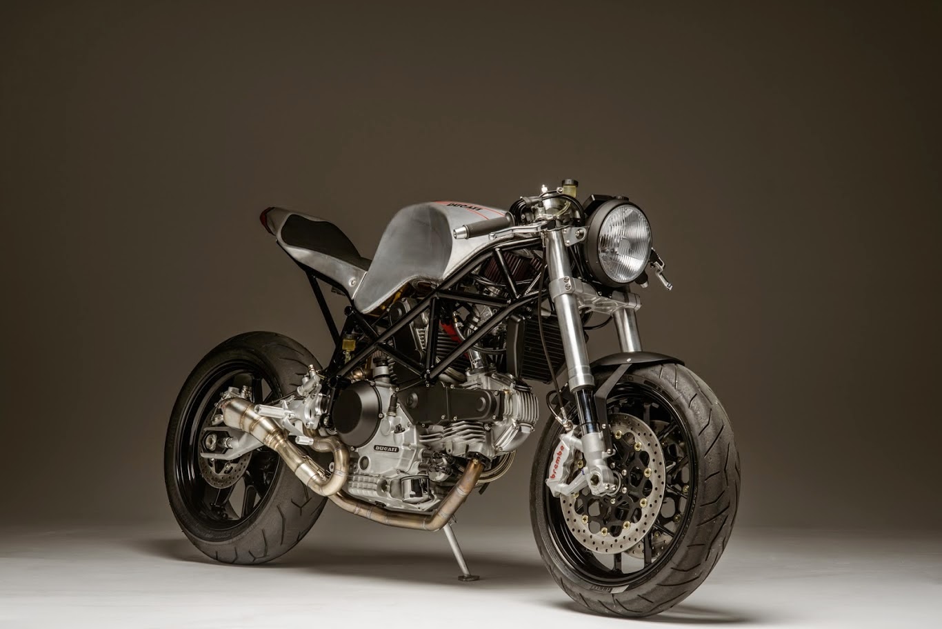 Racing Cafè: Ducati 900 SS by Atom Bomb Custom Motorcycles