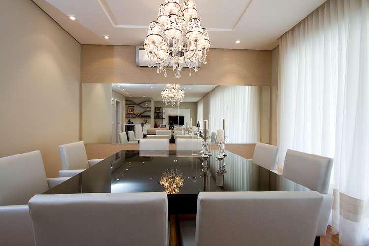 Parede De Vidro Em Sala De Jantar ~ 12 salas de jantar decoradas com espelhos + dicas Decor Alternativa Parede De Vidro Em Sala De Jantar ~ 12 salas de jantar decoradas com espelhos + dicas Decor Alternativa