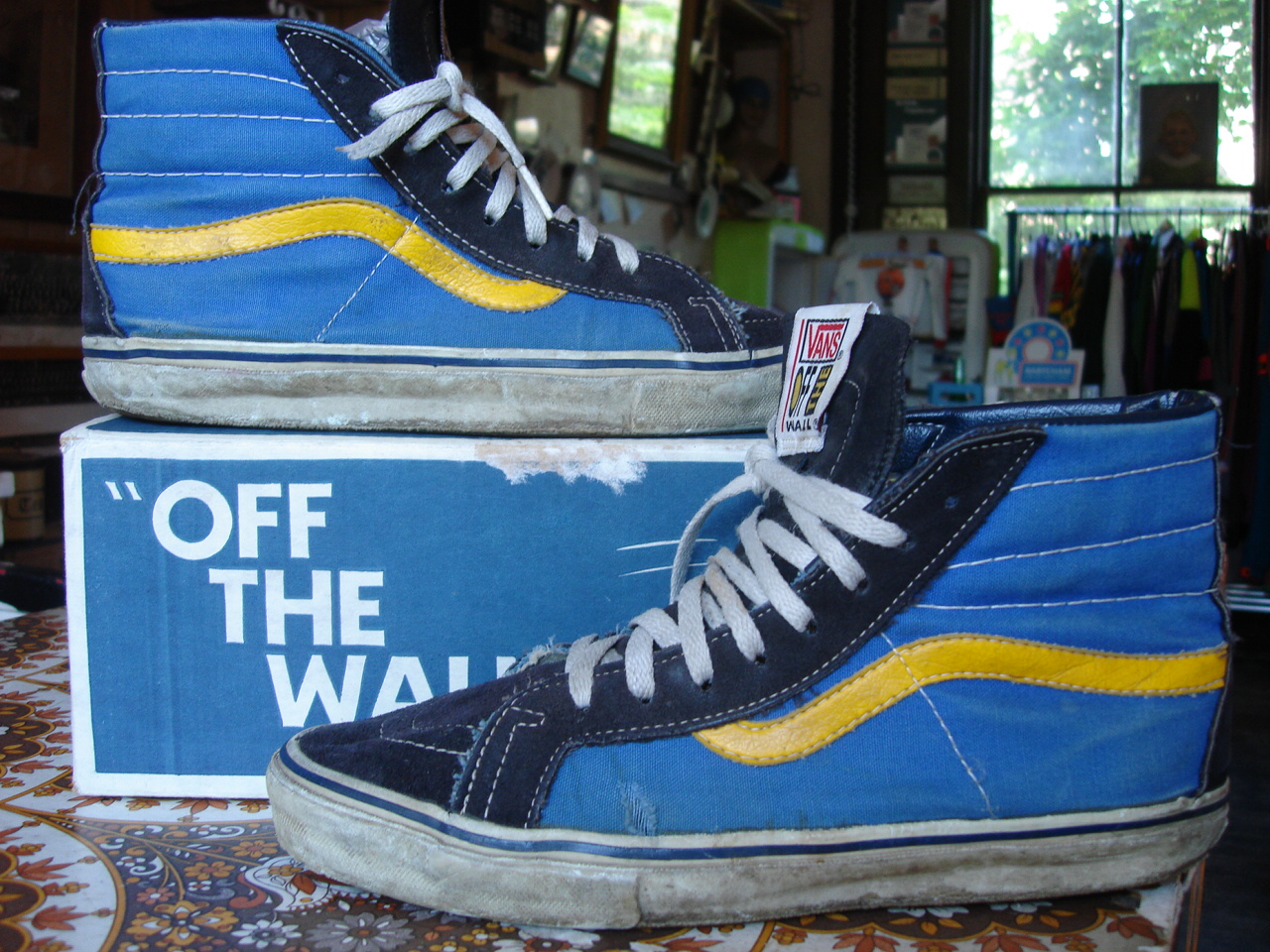 vans sk8 hi blue yellow
