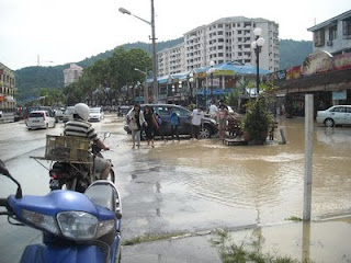 banjir kilat di George Town Penang 6 April 2013