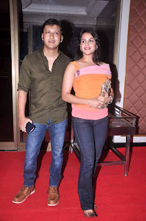 Akshay & Sonakshi at Success bash of 'Rowdy Rathore'