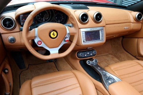 Ferrari California 2010 Interior
