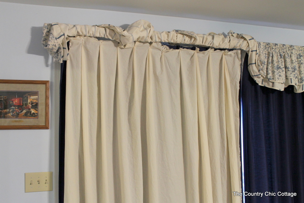 Doily Curtains{The Country Chic Cottage}
