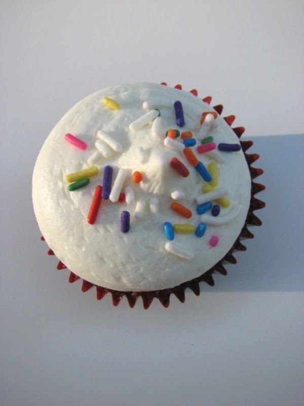 Heidi Bakes Copycat recipe of Sprinkles Red Velvet Cupcakes