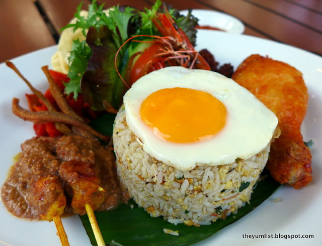 Crow's Nest Restaurant Avillion Port Dickson