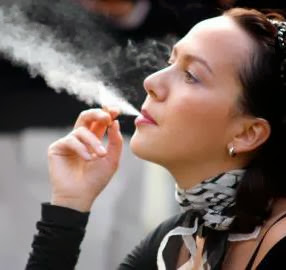 Merokok dan Membuang Sisa Rokok Sembarangan Didenda Rp.15 Ribu