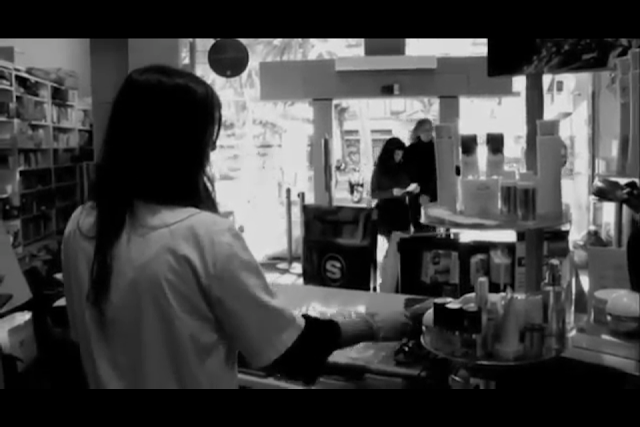 VÍDEO | @VictorAmela i @RoserAmills busquen les #333vitamines - Roser Amills, escritora mallorquina