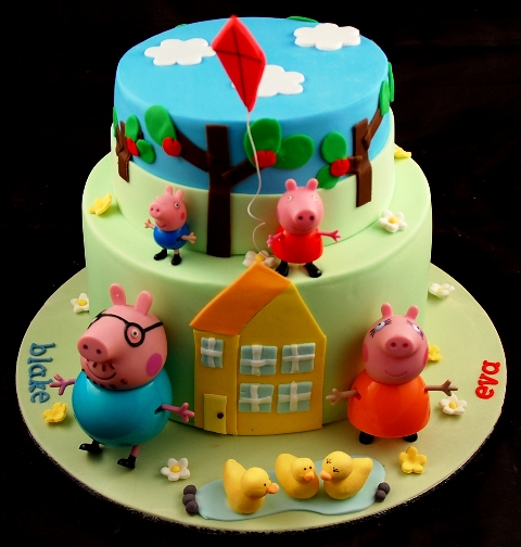 Zel's Cakes: Avengers and Peppa Pig Cake