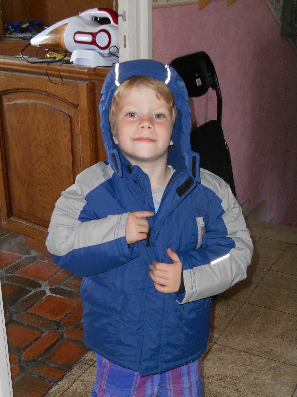 Madhouse Family Reviews Aldi's Back to School Uniform review