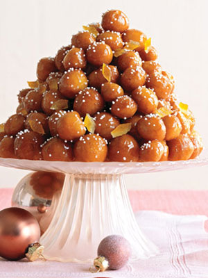 Famous World: Famous Christmas Desserts