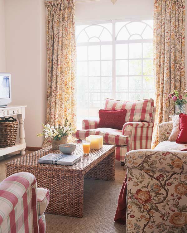 How to design a small living room