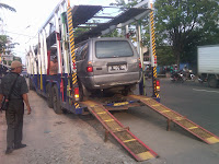 Pengiriman Isuzu Panther (187)Semarang ke  Jakarta