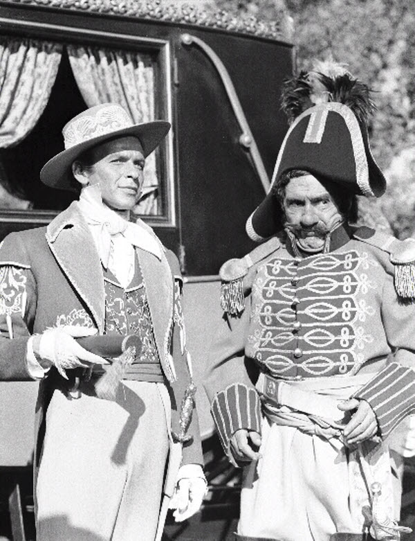 Sinatra as Ricardo and J.